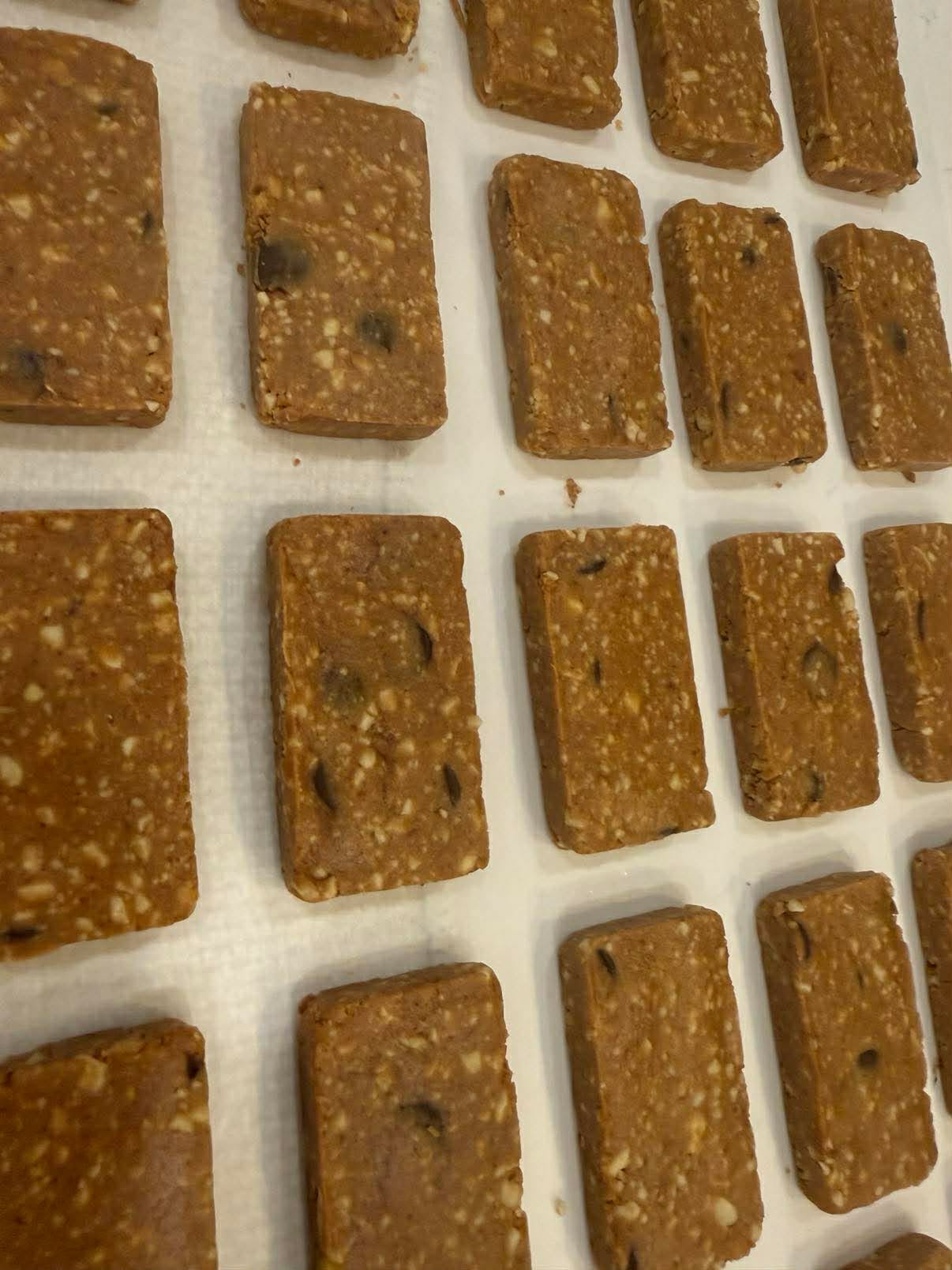 Klutch Bar — Peanut Butter Chocolate Chip - 8 Pack